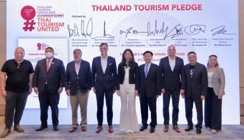 Thailand Hospitality Leaders Sign Pledge at Thailand Tourism Forum