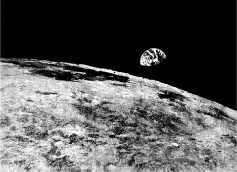 Zond 6 photographed the Earth as it looped around the Moon