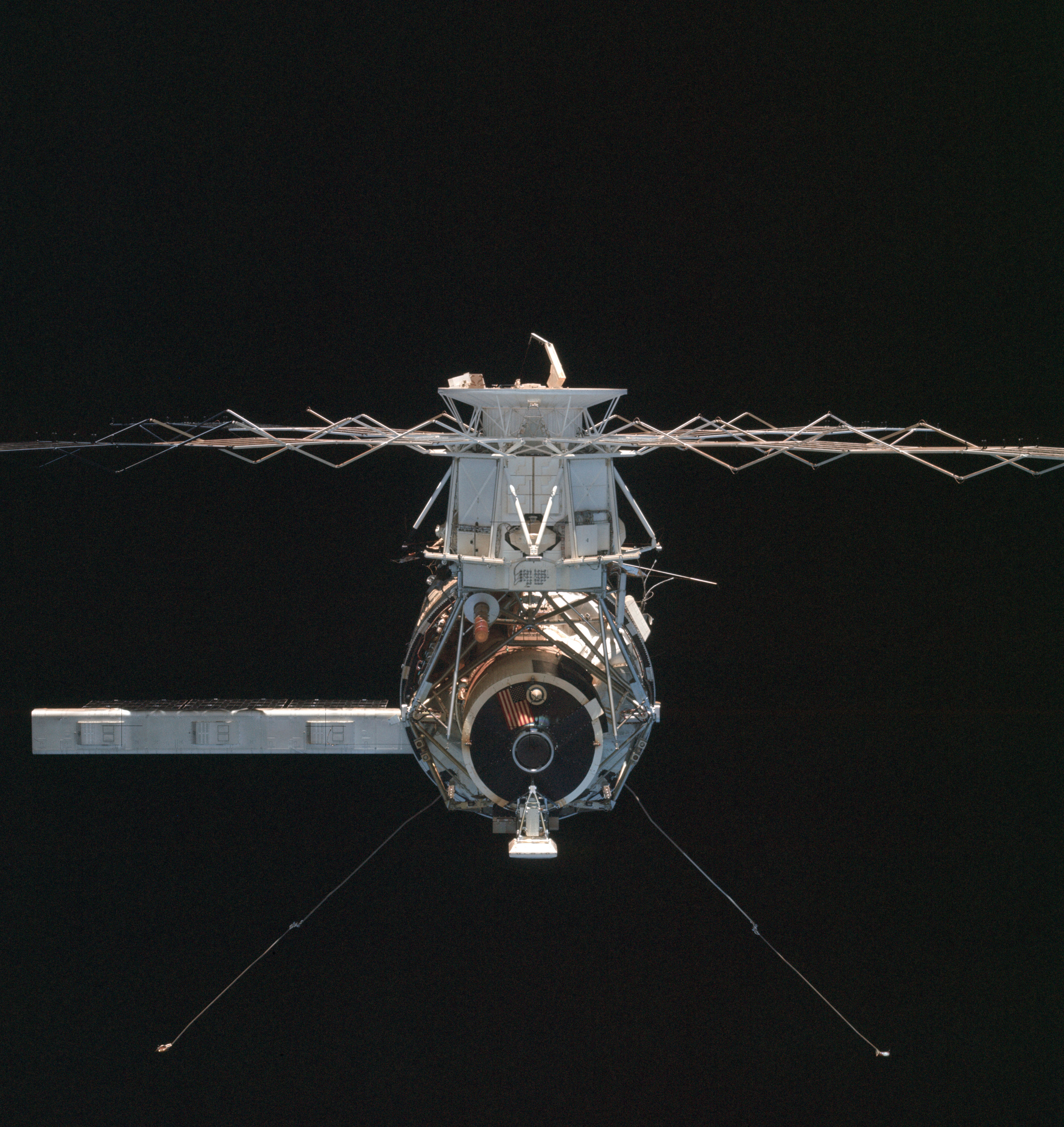 View from the Skylab 4 Command and Service Module