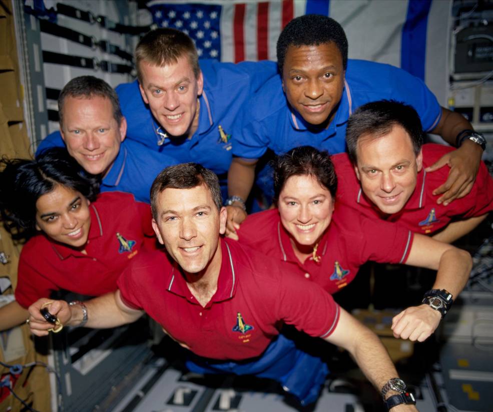 bhm_anderson_sts-107_inflight_crew_photo