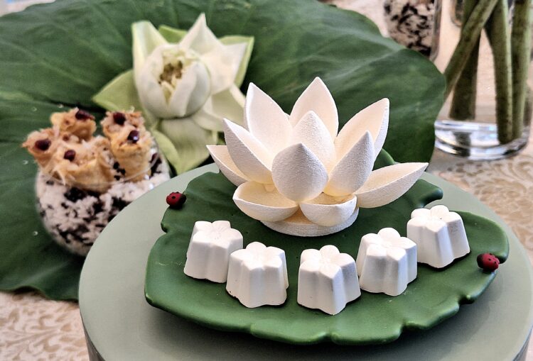 The Lotus Unfolds at Mandarin Oriental Bangkok - TRAVELINDEX