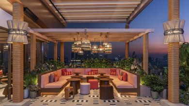 L-BKKOX-Sato-San-rooftop-bar_VIP-1_Night-sGe7Pz.jpg